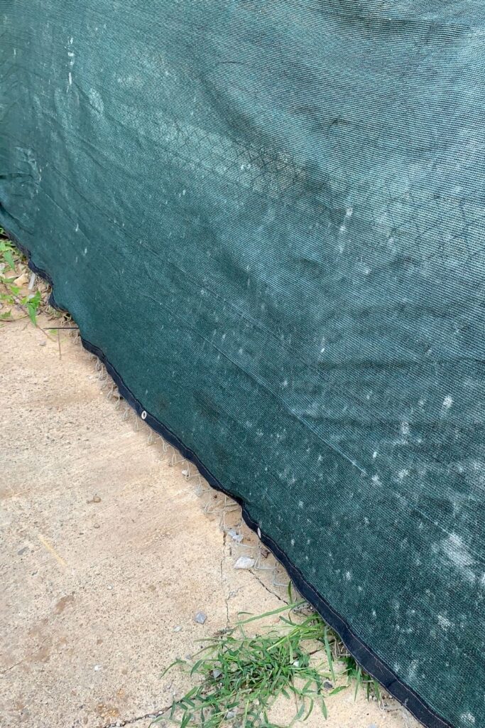 Brise-vu en toile de paillage en plastique